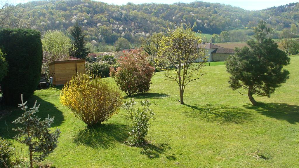 Gite Du Paradis Vieuzos ภายนอก รูปภาพ