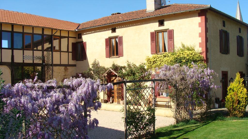 Gite Du Paradis Vieuzos ภายนอก รูปภาพ